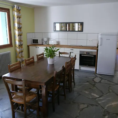Le Hameau De Campan Dağ evi *